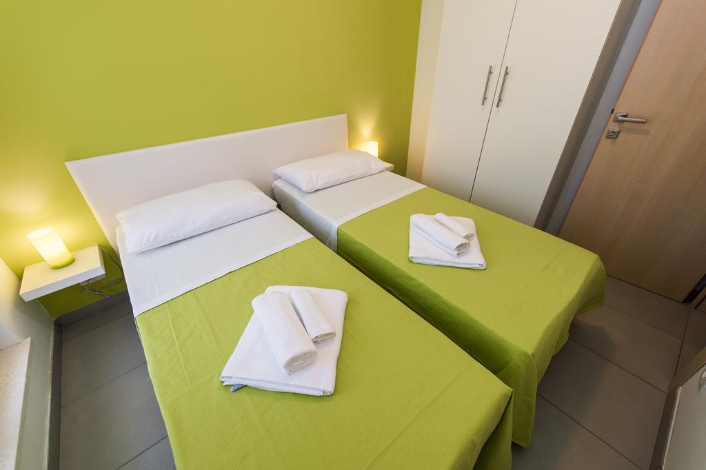 Blue Sky Apartments Rogoznica  Zewnętrze zdjęcie